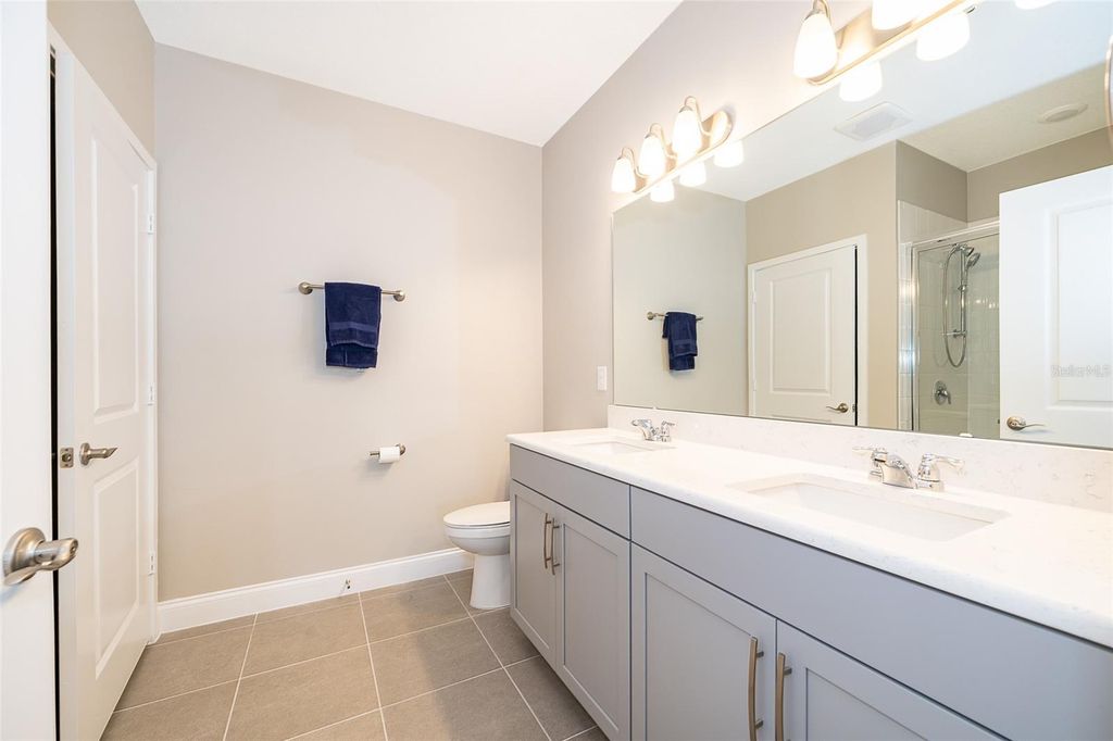 Image 22 of property listing at 7521 LAUREATE BOULEVARD 5208, Orlando, FL 32827
