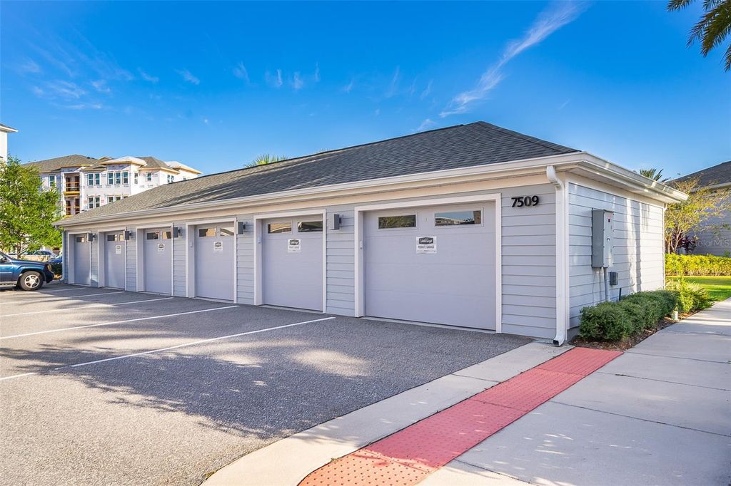 Image 27 of property listing at 7521 LAUREATE BOULEVARD 5208, Orlando, FL 32827