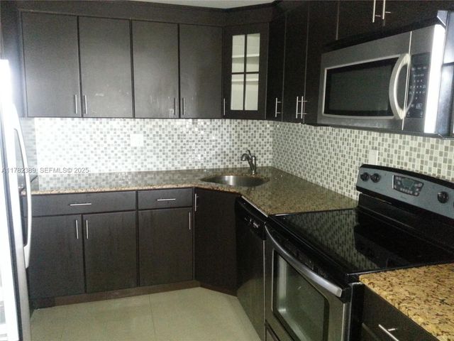 2750 NE 183rd Street 2607, Aventura, FL 33160