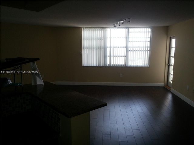 2750 NE 183rd Street 2607, Aventura, FL 33160