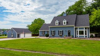 1520 Thornwood Road, West Des Moines, IA 50265