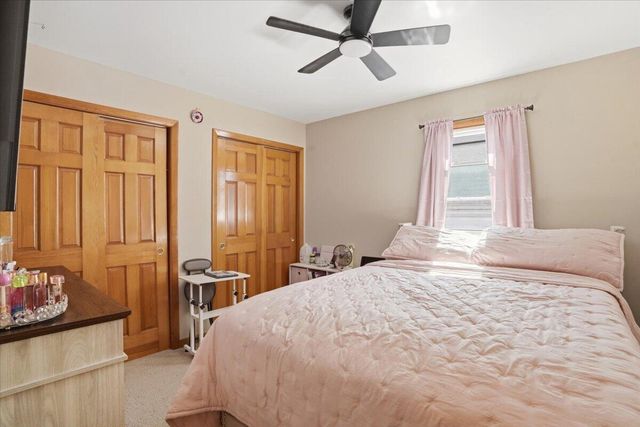 7704 40th AVENUE, Kenosha, WI 53142