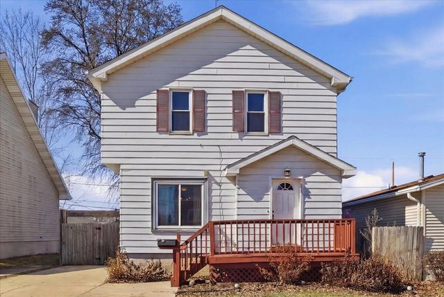 7704 40th AVENUE, Kenosha, WI 53142