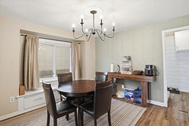 7704 40th AVENUE, Kenosha, WI 53142