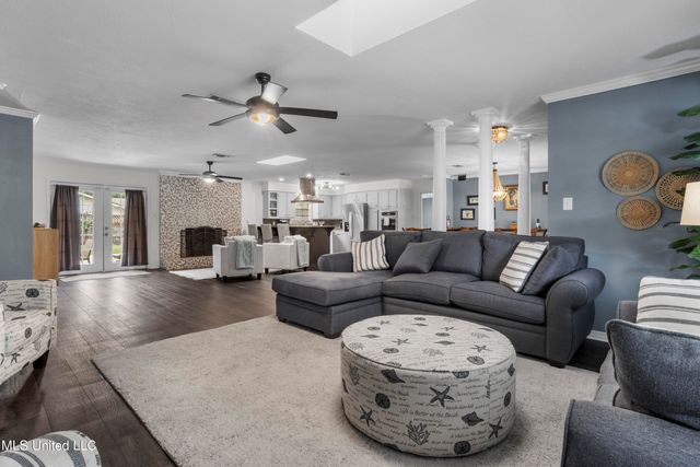 10 Wenmar Avenue, Pass Christian, MS 39571