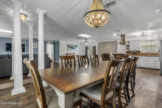 10 Wenmar Avenue, Pass Christian, MS 39571