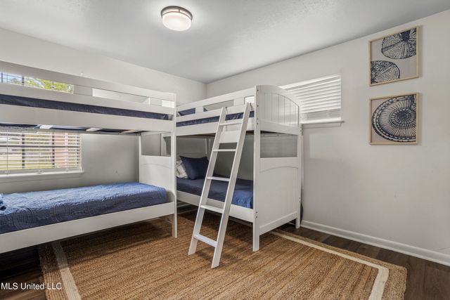 10 Wenmar Avenue, Pass Christian, MS 39571