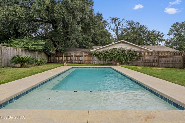 10 Wenmar Avenue, Pass Christian, MS 39571