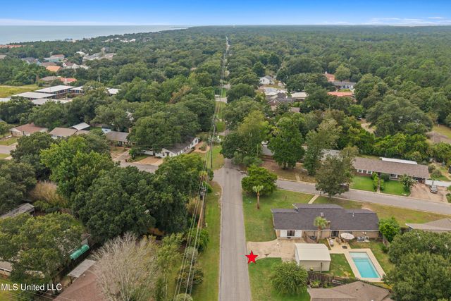 10 Wenmar Avenue, Pass Christian, MS 39571