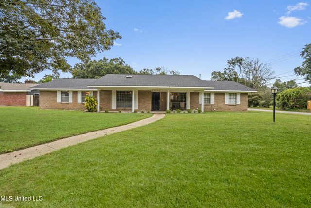 10 Wenmar Avenue, Pass Christian, MS 39571