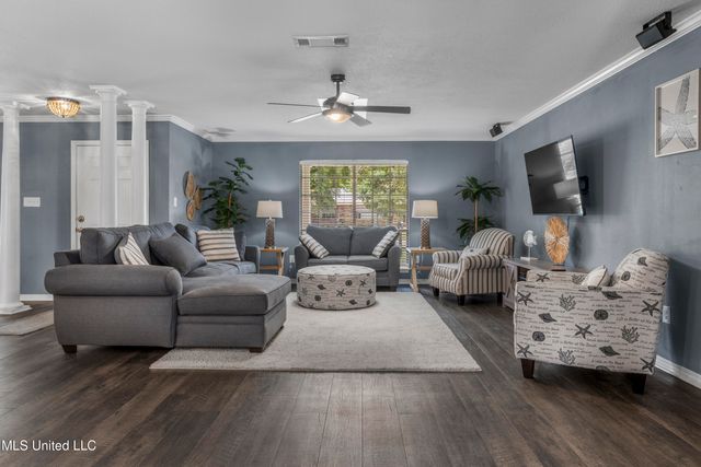 10 Wenmar Avenue, Pass Christian, MS 39571