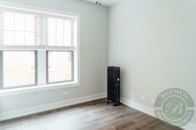 6109 N Winthrop Avenue 3, Chicago, IL 60660