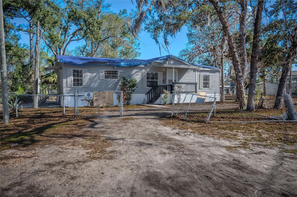 Image 1 of property listing at 8 13TH STREET SE, Steinhatchee, FL 32359