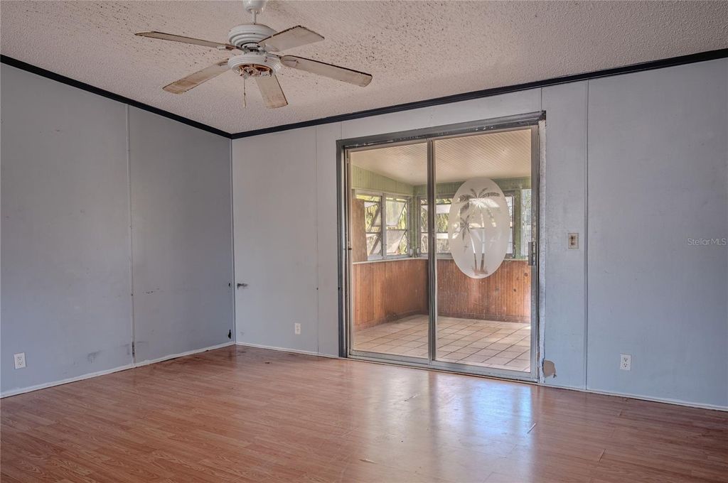 Image 16 of property listing at 8 13TH STREET SE, Steinhatchee, FL 32359