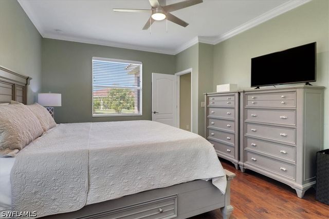 2391 Heydon CIR E, Naples, FL 34120