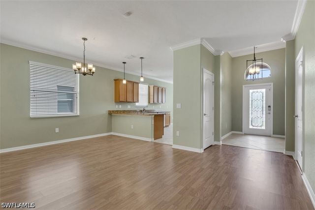 2391 Heydon CIR E, Naples, FL 34120