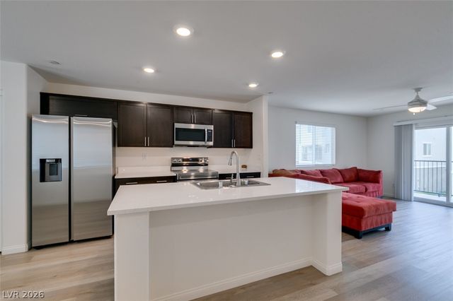 6860 Prairie Pearl Street, Las Vegas, NV 89148