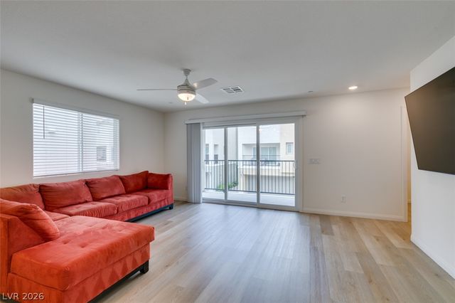 6860 Prairie Pearl Street, Las Vegas, NV 89148