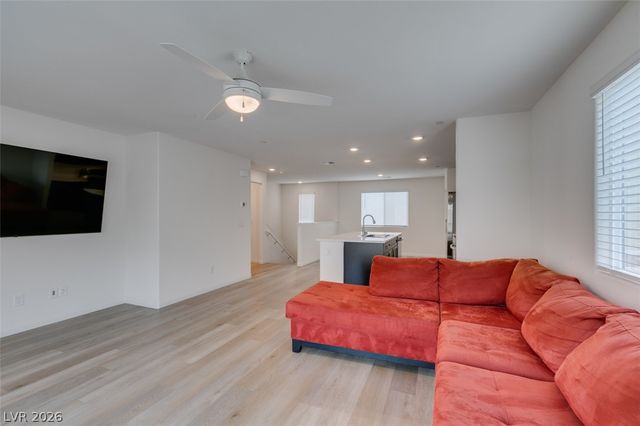 6860 Prairie Pearl Street, Las Vegas, NV 89148