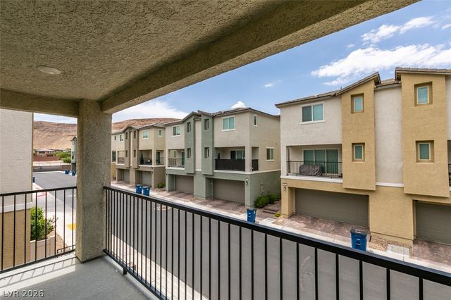 6860 Prairie Pearl Street, Las Vegas, NV 89148