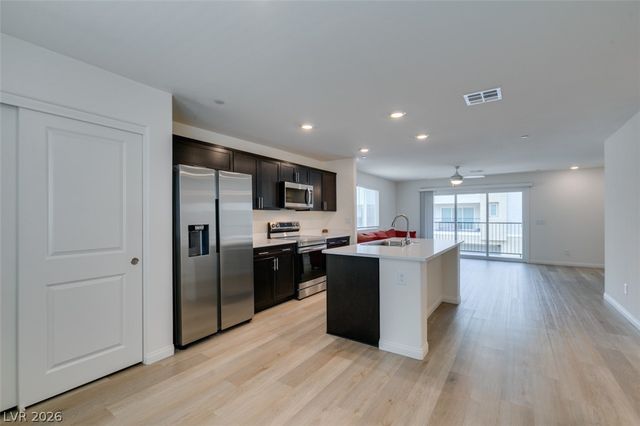6860 Prairie Pearl Street, Las Vegas, NV 89148