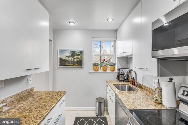 4847 27TH RD S, Arlington, VA 22206