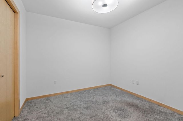 1240 S 2nd Street 225, Minneapolis, MN 55415