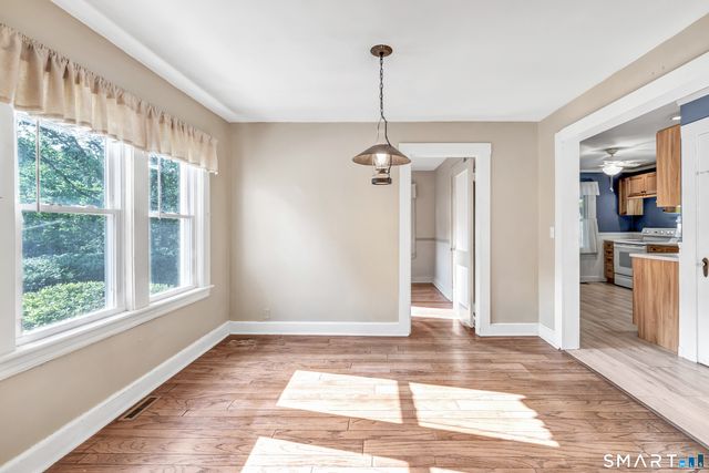33 Emma Street, Seymour, CT 06483