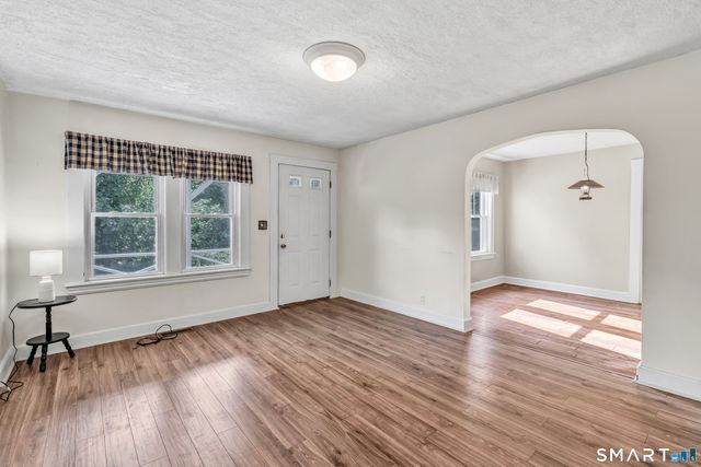 33 Emma Street, Seymour, CT 06483