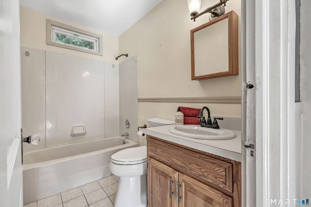 33 Emma Street, Seymour, CT 06483