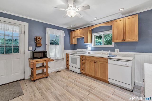 33 Emma Street, Seymour, CT 06483