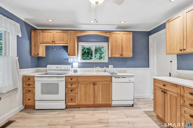 33 Emma Street, Seymour, CT 06483