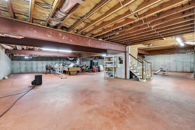 24 Brierwood Drive, Orange, CT 06477
