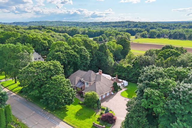 24 Brierwood Drive, Orange, CT 06477