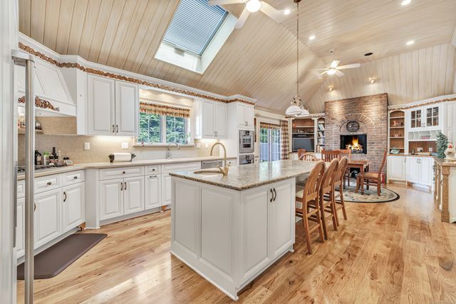 24 Brierwood Drive, Orange, CT 06477