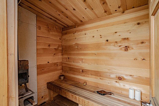 512 SE 10th Street, Grants Pass, OR 97526