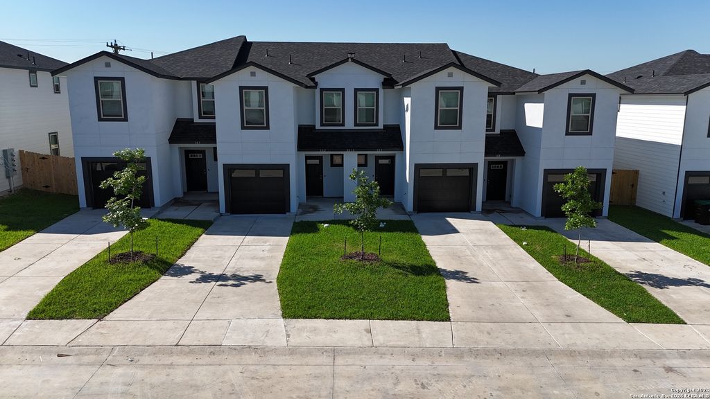 8315 Via Pisa Unit 101, San Antonio, TX 78227