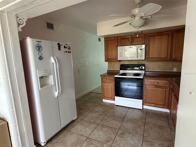 4143 57TH STREET N 501, Kenneth City, FL 33709