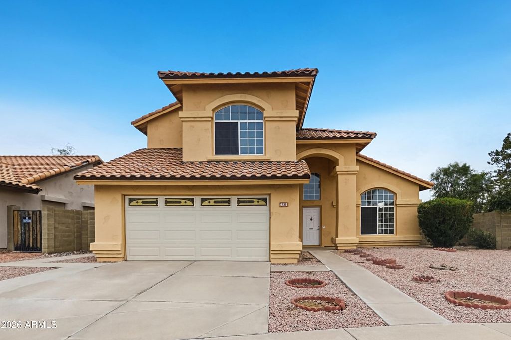 6811 N 78TH Avenue, Glendale, AZ 85303