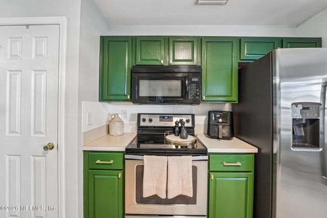 4459 LOVELAND PASS Drive E, Jacksonville, FL 32210