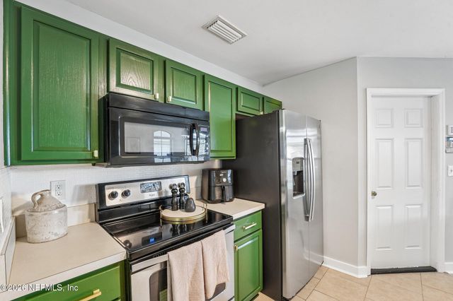 4459 LOVELAND PASS Drive E, Jacksonville, FL 32210