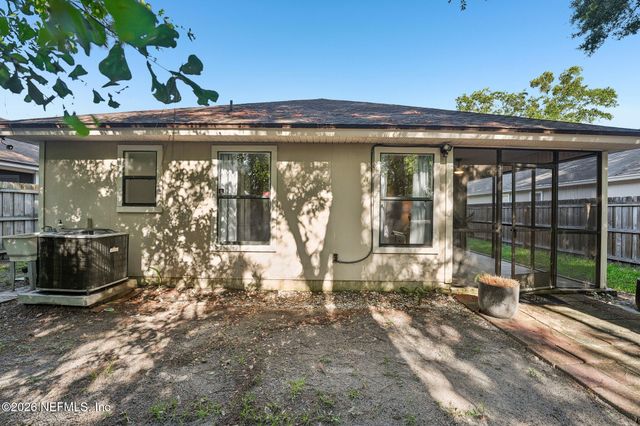 4459 LOVELAND PASS Drive E, Jacksonville, FL 32210