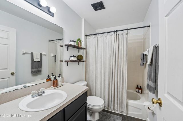 4459 LOVELAND PASS Drive E, Jacksonville, FL 32210