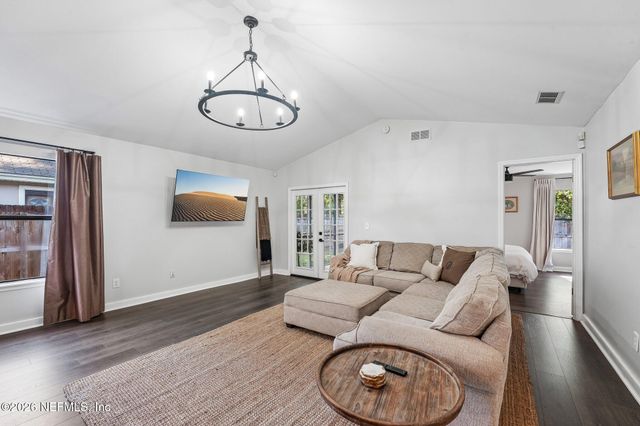 4459 LOVELAND PASS Drive E, Jacksonville, FL 32210