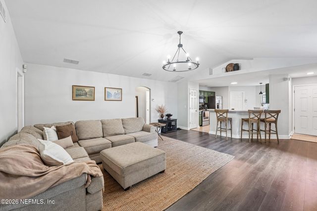 4459 LOVELAND PASS Drive E, Jacksonville, FL 32210