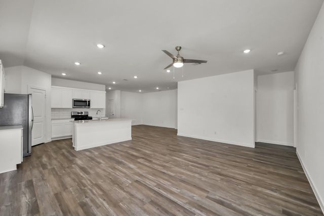 647 Delicate Arch Drive, Conroe, TX 77303