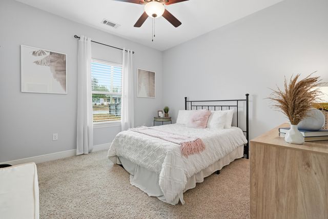 1660 Tuscon Court, Gulf Breeze, FL 32563