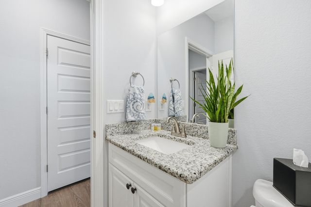 1660 Tuscon Court, Gulf Breeze, FL 32563