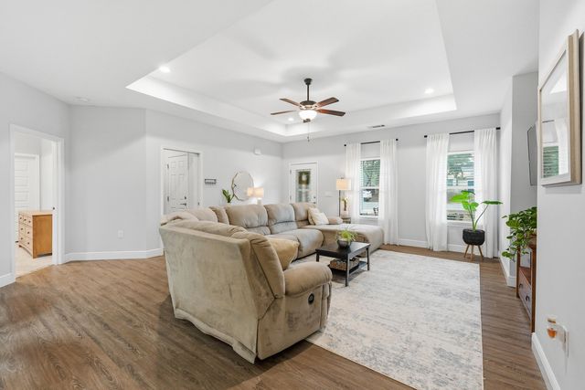 1660 Tuscon Court, Gulf Breeze, FL 32563