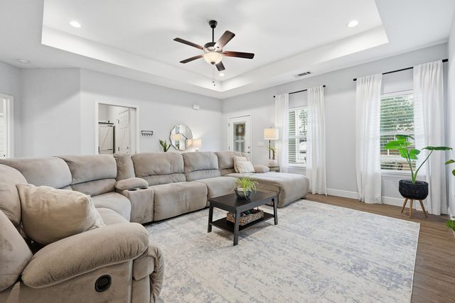 1660 Tuscon Court, Gulf Breeze, FL 32563